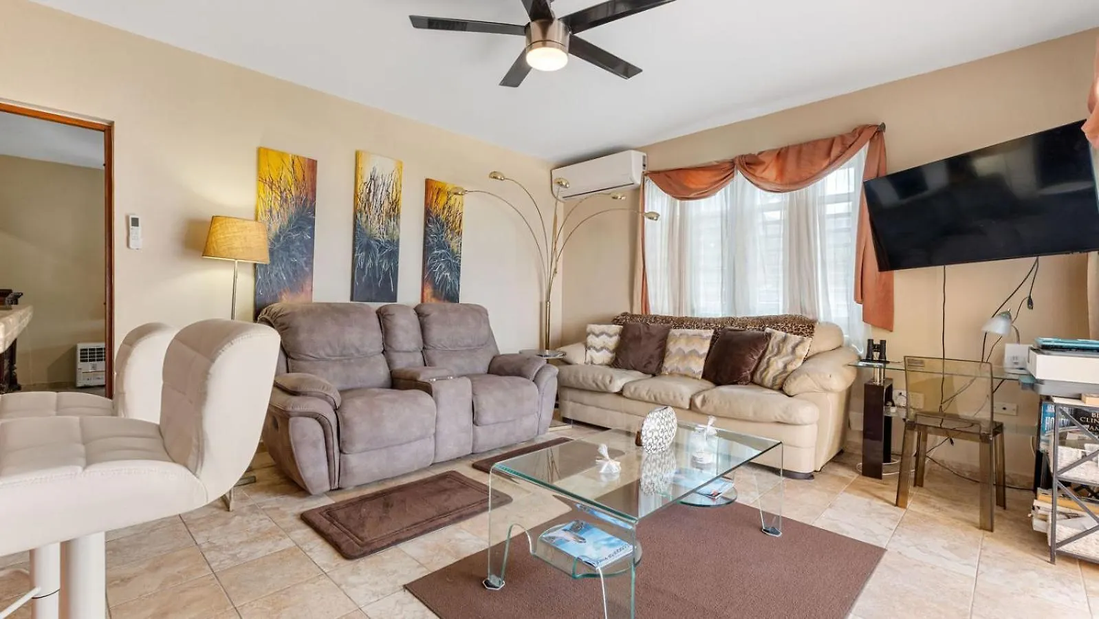 Apartment Beachfront Getaway At Ocean View Castle Condo Aguada