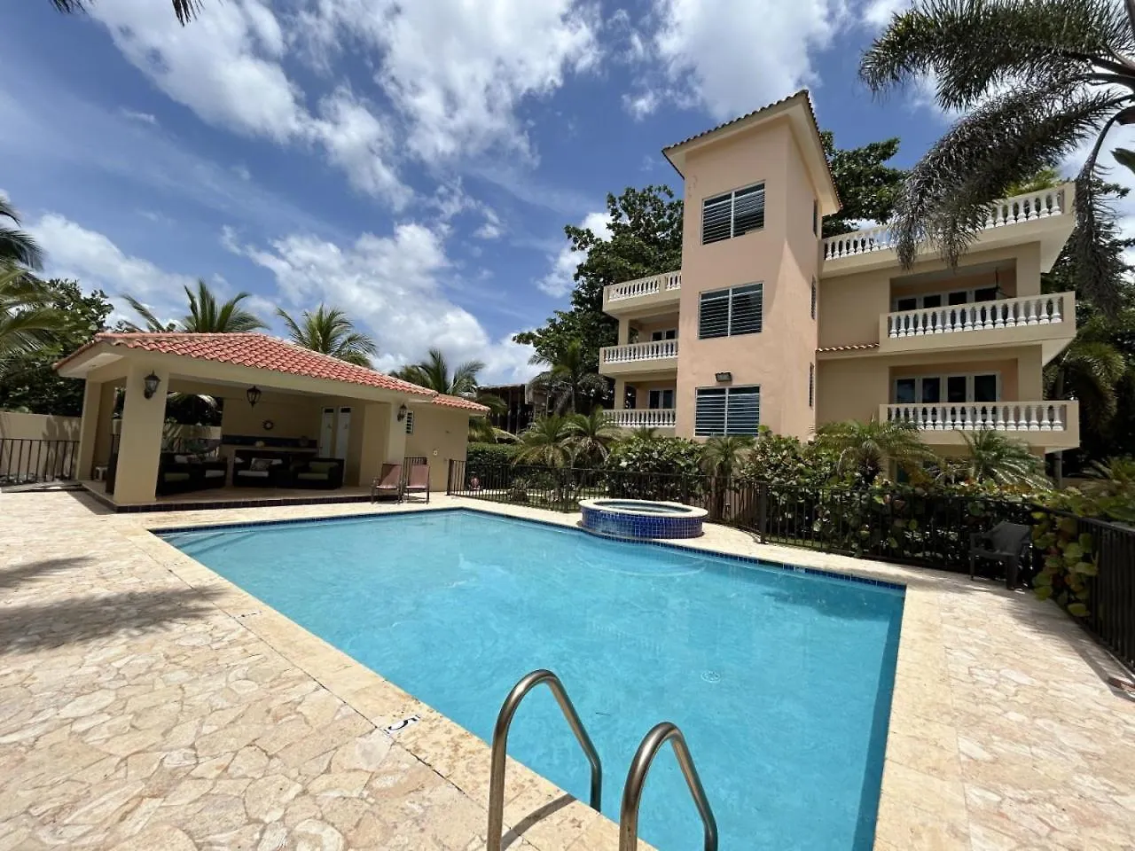 Beachfront Getaway At Ocean View Castle Condo Aguada