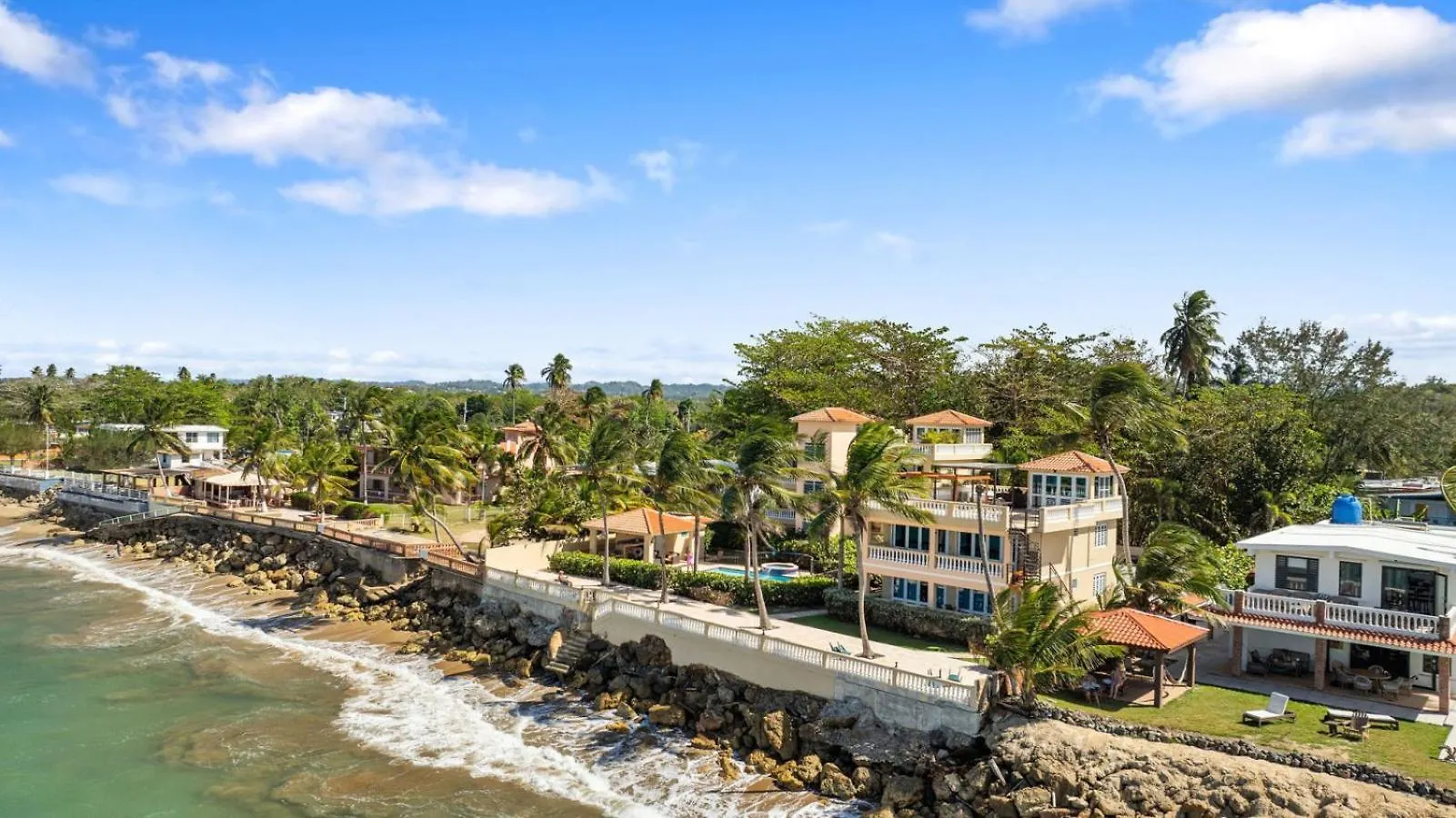 Apartment Beachfront Getaway At Ocean View Castle Condo Aguada Puerto Rico